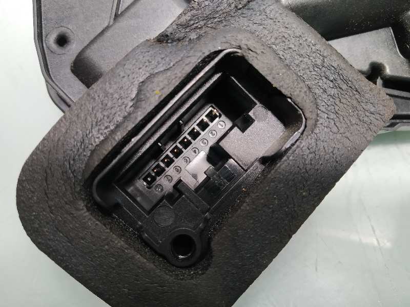Recambio de cerradura puerta delantera derecha para volkswagen golf vii lim. business bluemotion tech. referencia OEM IAM 5K1837