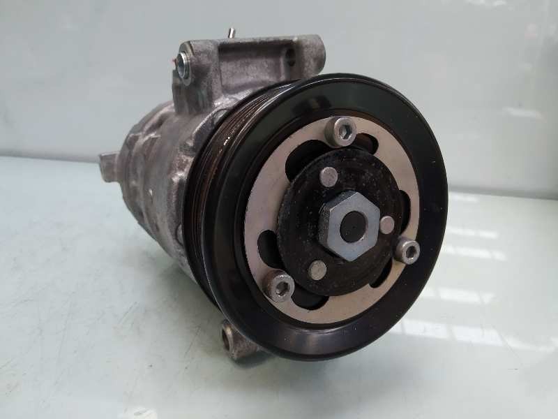 Recambio de compresor aire acondicionado para volkswagen golf vii lim. business bluemotion tech. referencia OEM IAM 5Q0820803F G