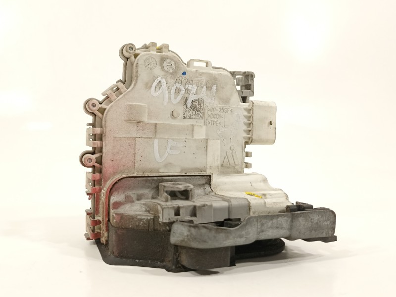 Recambio de cerradura puerta delantera derecha para audi a1 sportback (8xf) adrenalin referencia OEM IAM 8X1837016C  