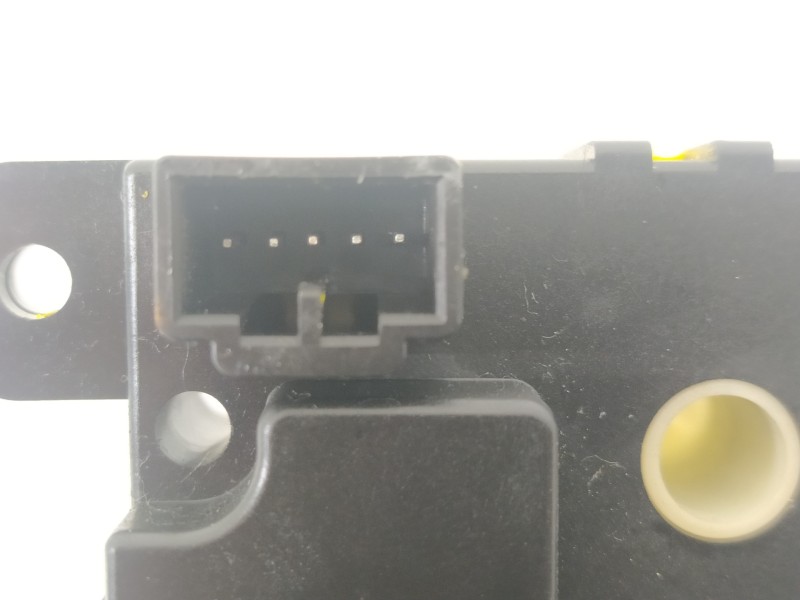 Recambio de motor apertura trampillas climatizador para suzuki swift (az) basic referencia OEM IAM CSA512T013A  