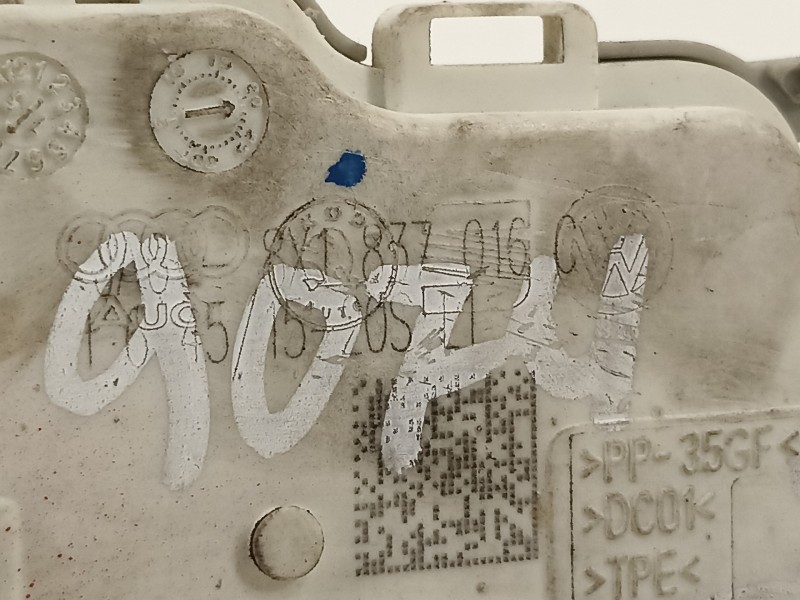 Recambio de cerradura puerta delantera derecha para audi a1 sportback (8xf) adrenalin referencia OEM IAM 8X1837016C  