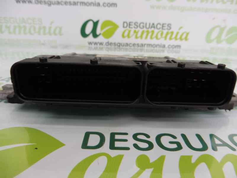 Recambio de centralita motor uce para nissan micra (k12e) acenta referencia OEM IAM 37350H38213  
