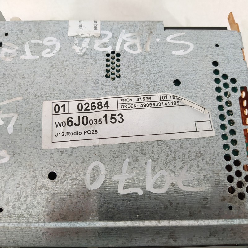 Recambio de sistema audio / radio cd para seat ibiza sc (6j1) 25 aniversario referencia OEM IAM 6J0035153  