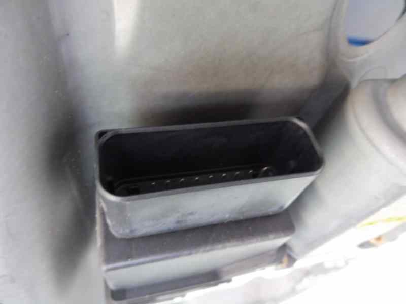 Recambio de elevalunas trasero izquierdo para volkswagen bora berlina (1j2) highline referencia OEM IAM 1J5839729K 1C0959811A 