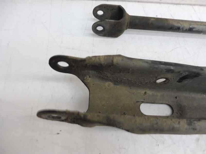 Recambio de brazo suspension inferior trasero derecho para lexus is200 (ds2/is2) 220d referencia OEM IAM   