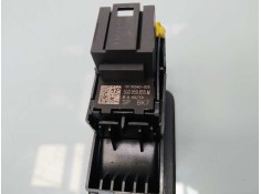 Recambio de mando elevalunas delantero derecho para volkswagen golf vii lim. business bluemotion tech. referencia OEM IAM 5G0959 2