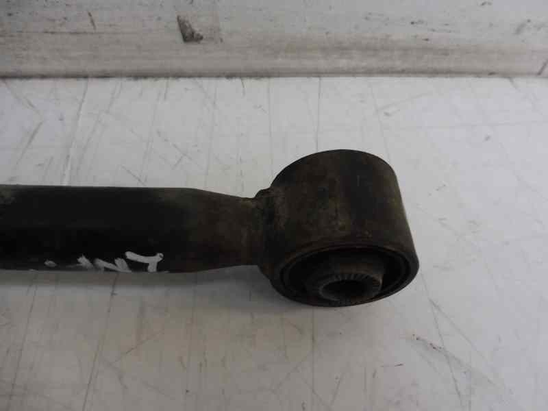 Recambio de brazo suspension inferior trasero derecho para lexus is200 (ds2/is2) 220d referencia OEM IAM   