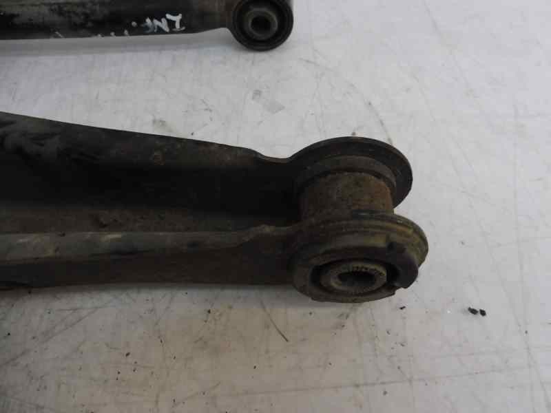 Recambio de brazo suspension inferior trasero derecho para lexus is200 (ds2/is2) 220d referencia OEM IAM   