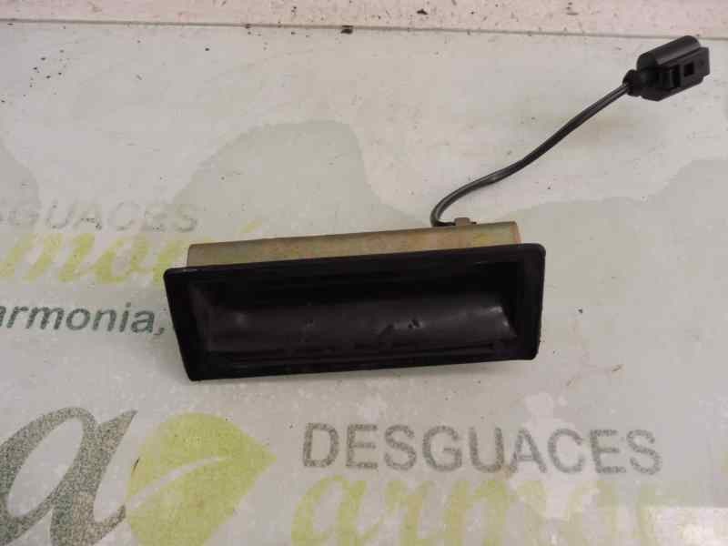 Recambio de maneta exterior porton para volkswagen bora berlina (1j2) highline referencia OEM IAM 1J0827566F  