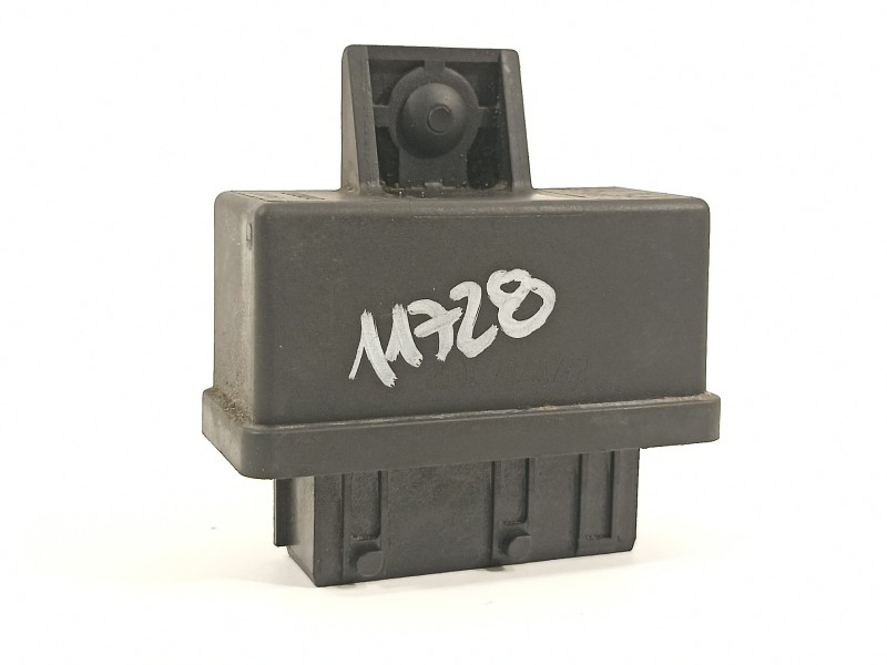 Recambio de rele inyeccion para peugeot 308 confort referencia OEM IAM 240107  