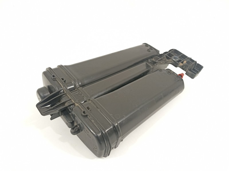 Recambio de filtro carbono activo para seat arona xperience referencia OEM IAM 2Q0201801  