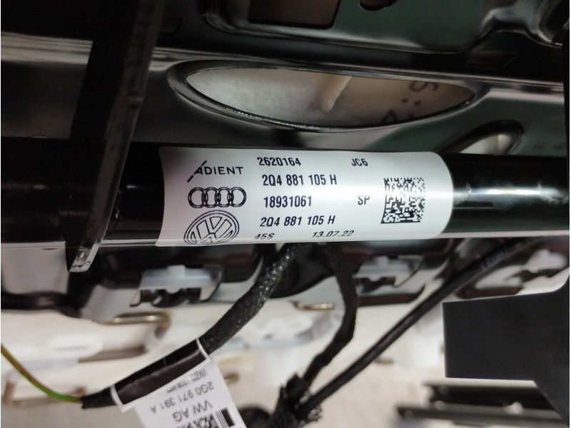 Recambio de juego asientos completo para seat arona xperience referencia OEM IAM 2Q0881106  