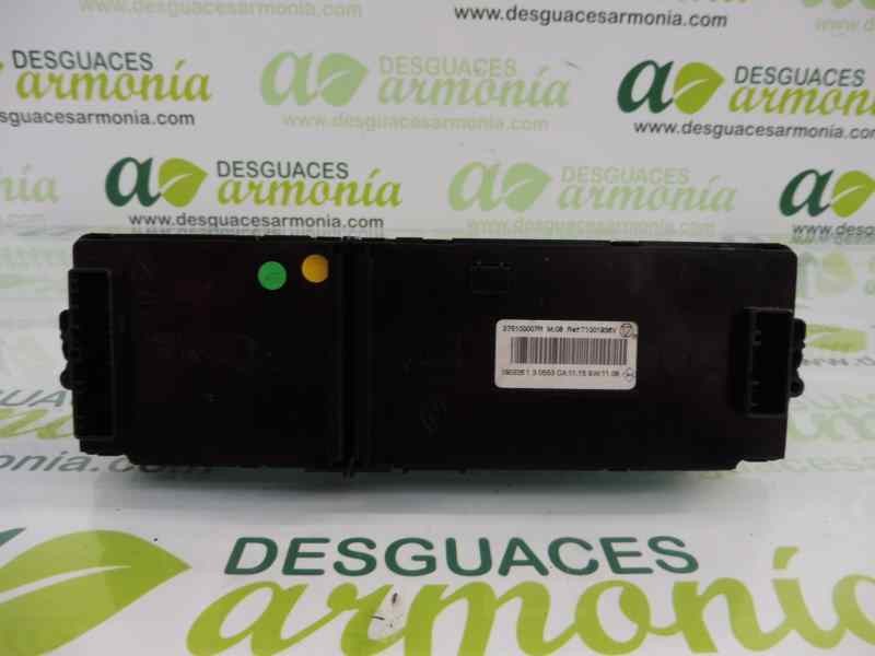 Recambio de mando climatizador para renault megane iii berlina 5 p dynamique referencia OEM IAM 275100007R  