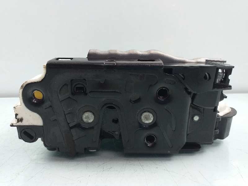 Recambio de cerradura puerta trasera derecha para volkswagen golf vii lim. business bluemotion tech. referencia OEM IAM 5K483901