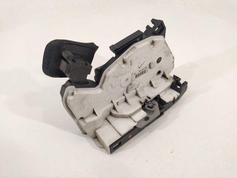 Recambio de cerradura puerta delantera derecha para volkswagen golf vi (5k1) advance referencia OEM IAM 5K1837016  