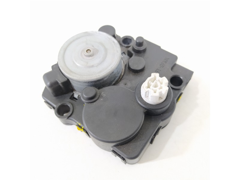 Recambio de motor regulacion faros para mazda cx-5 center-line 2wd referencia OEM IAM 8651000810 1645836800 