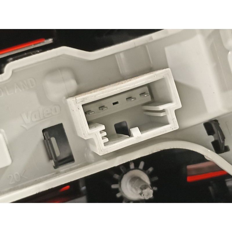 Recambio de piloto trasero izquierdo en porton para volkswagen golf vii lim. advance bluemotion referencia OEM IAM 5G0945093AC  