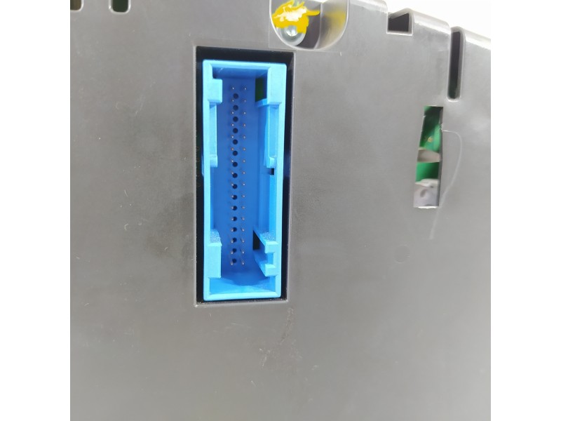 Recambio de cuadro instrumentos para volkswagen golf vi (5k1) advance referencia OEM IAM 5K0920860E  