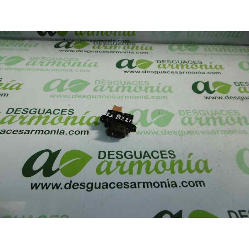 Recambio de mando elevalunas trasero izquierdo para hyundai sonata (nf) 2.0 crdi comfort i referencia OEM IAM 202007550  
