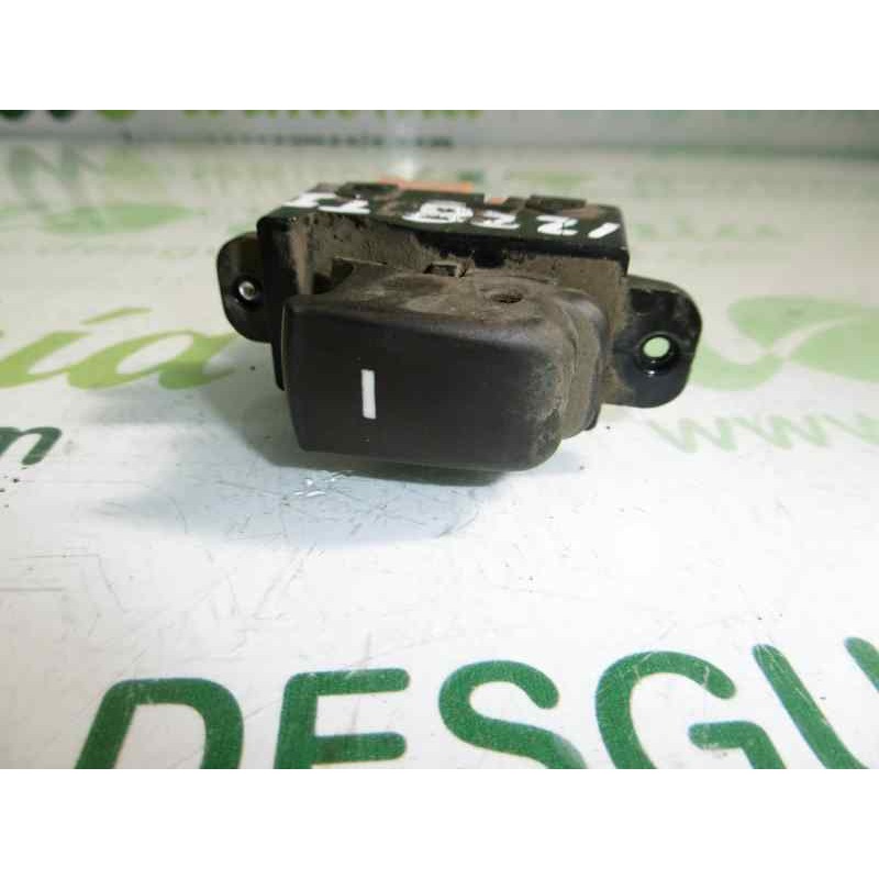 Recambio de mando elevalunas trasero izquierdo para hyundai sonata (nf) 2.0 crdi comfort i referencia OEM IAM 202007550  