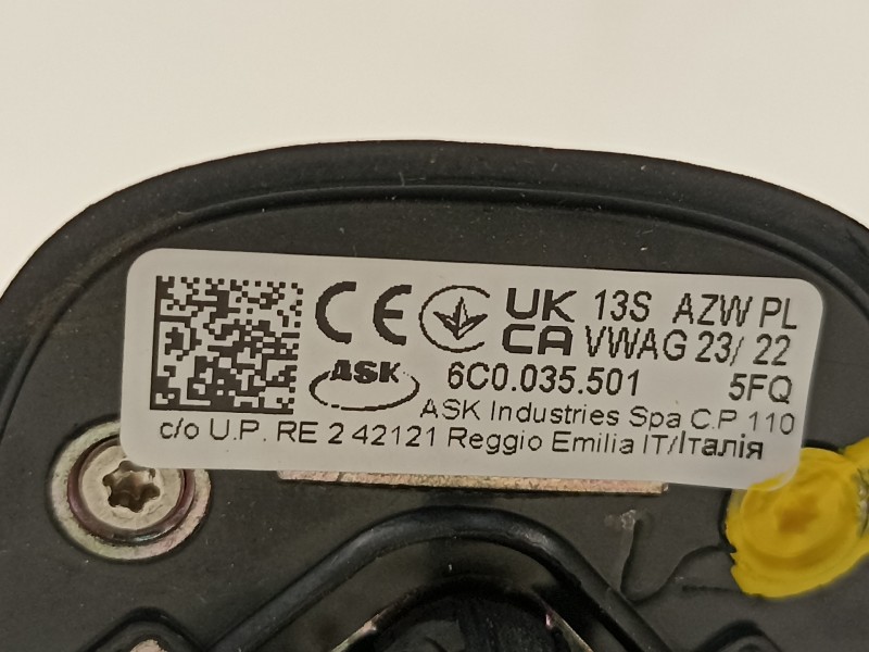 Recambio de base de antena para seat arona xperience referencia OEM IAM 6C0035501  