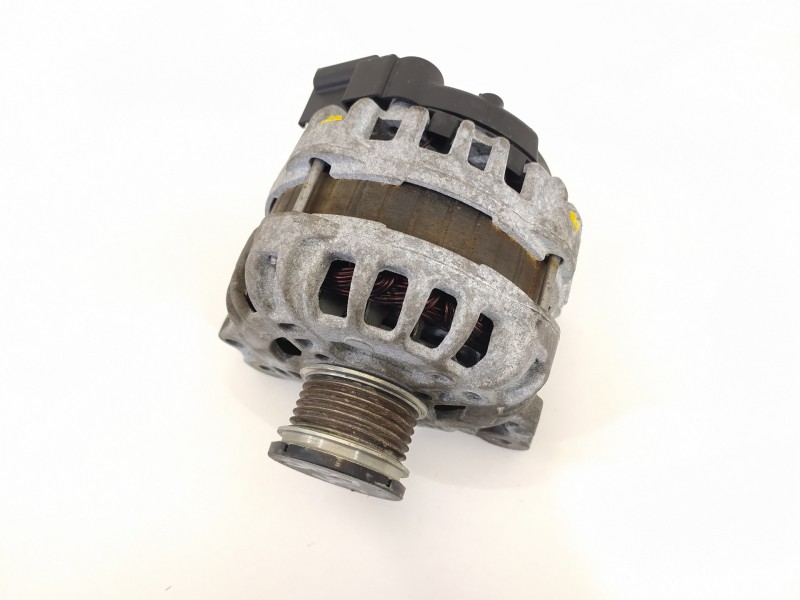 Recambio de alternador para seat ibiza (kj1) style referencia OEM IAM 04E903025K  