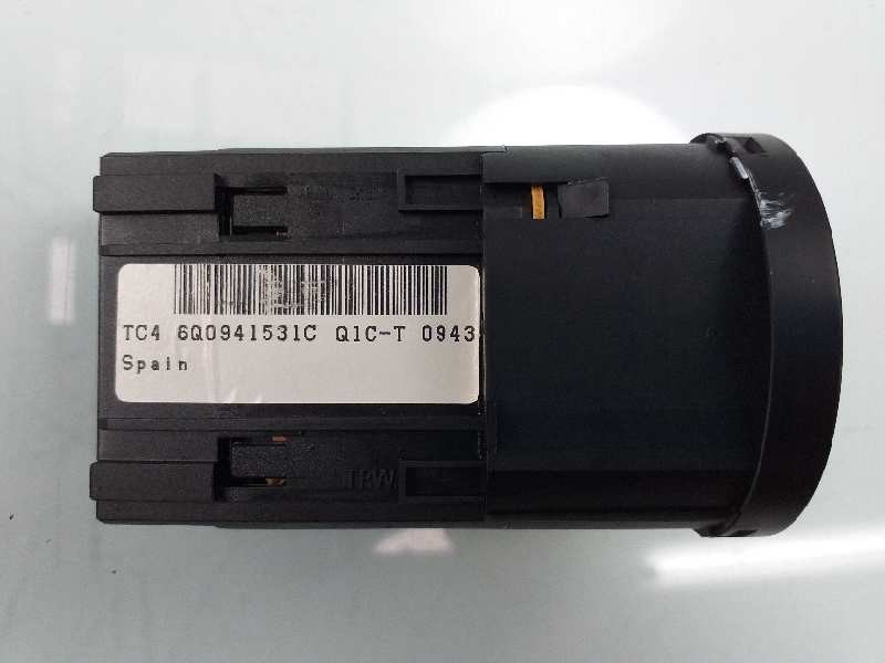 Recambio de mando luces para volkswagen polo (9n1) trendline referencia OEM IAM 6Q0941531C  