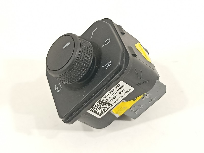 Recambio de mando retrovisor para seat arona xperience referencia OEM IAM 6F0959565  