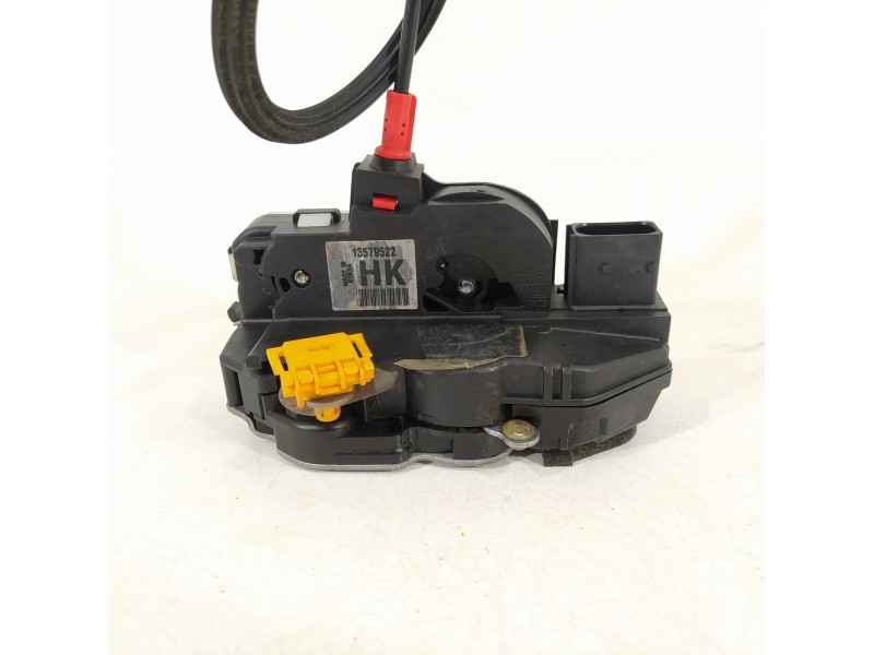 Recambio de cerradura puerta delantera izquierda para opel zafira tourer excellence referencia OEM IAM 13579522  