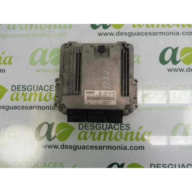 Recambio de centralita motor uce para renault laguna iii initiale referencia OEM IAM 8200726880  