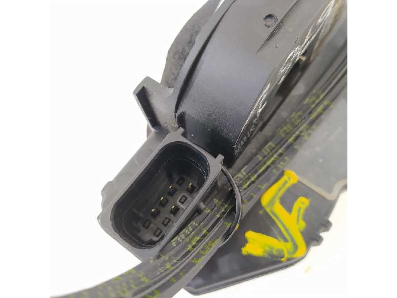 Recambio de cerradura puerta delantera derecha para opel zafira tourer excellence referencia OEM IAM 13579523  