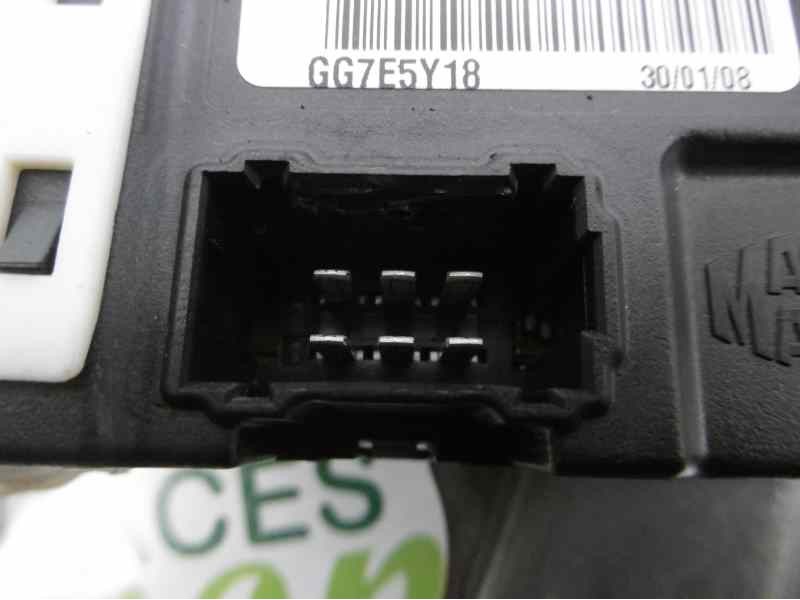 Recambio de elevalunas delantero izquierdo para renault laguna iii initiale referencia OEM IAM 807310003R 988575101 978399100