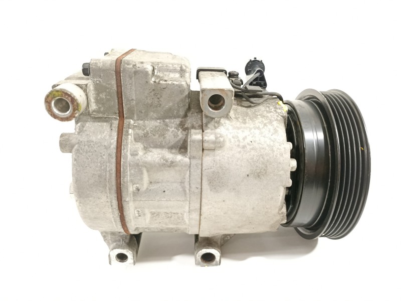 Recambio de compresor aire acondicionado para hyundai i30 classic gl referencia OEM IAM F500AN8CA03 GB0D2453 
