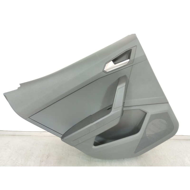 Recambio de guarnecido puerta trasera izquierda para seat arona xperience referencia OEM IAM 6F0867133  