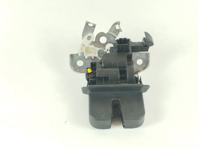 Recambio de cerradura maletero / porton para audi a3 sportback (8va) ambiente referencia OEM IAM 4H0827505A  