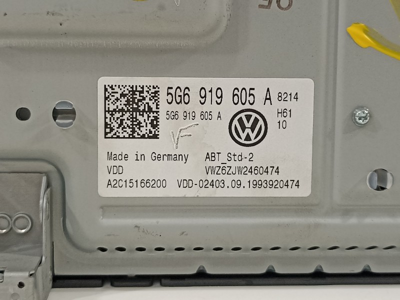Recambio de pantalla multifuncion para volkswagen t-roc advance referencia OEM IAM 5G6919605A  