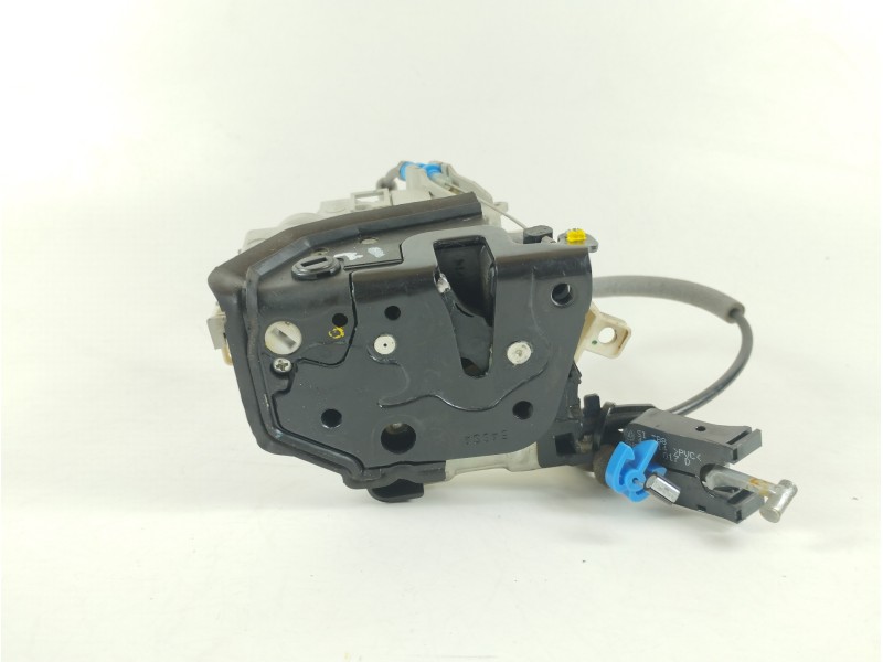 Recambio de cerradura puerta trasera izquierda para audi a3 sportback (8va) ambiente referencia OEM IAM 8K0839015E  