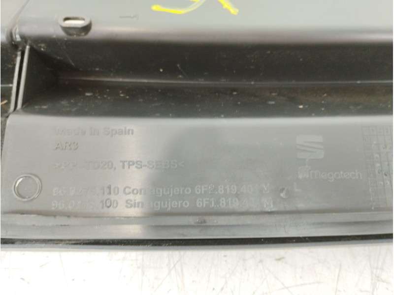 Recambio de torpedo para seat arona xperience referencia OEM IAM 6F1819403N 6F1819404M 