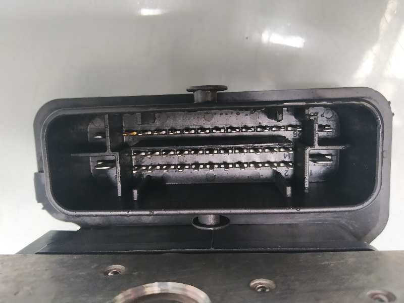Recambio de abs para peugeot expert combi standard referencia OEM IAM 9820450080 9808055980 0265956240