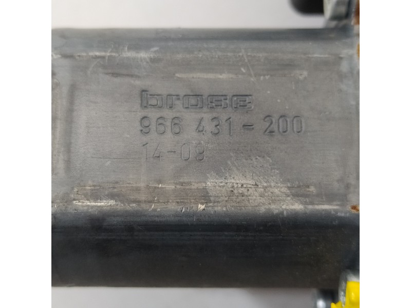 Recambio de elevalunas delantero izquierdo para opel zafira tourer excellence referencia OEM IAM 13260137  