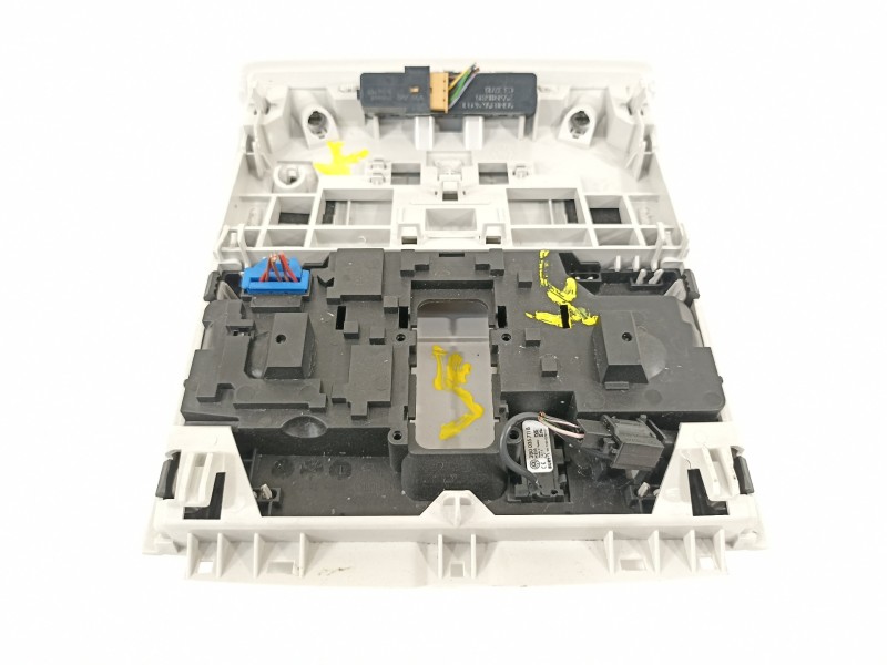 Recambio de luz interior para volkswagen t-roc advance referencia OEM IAM 2GA867591  