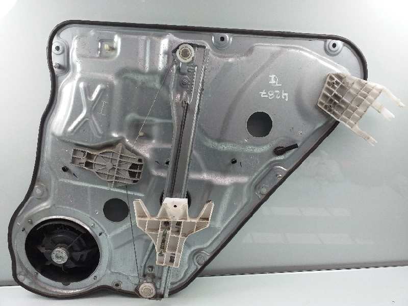 Recambio de elevalunas trasero izquierdo para kia cee´d active referencia OEM IAM 834701H020  