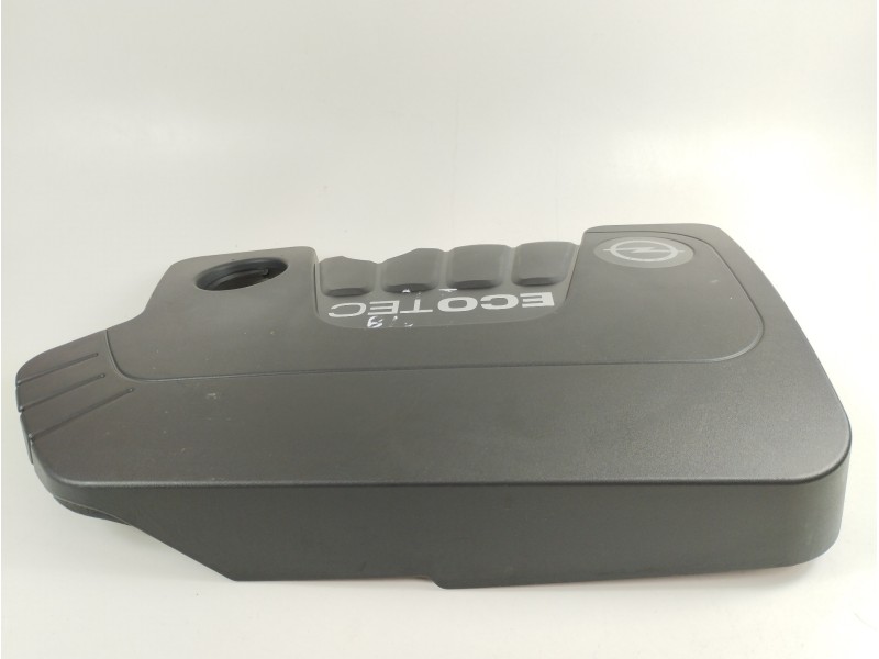 Recambio de tapa motor para opel zafira tourer excellence referencia OEM IAM 316987460  