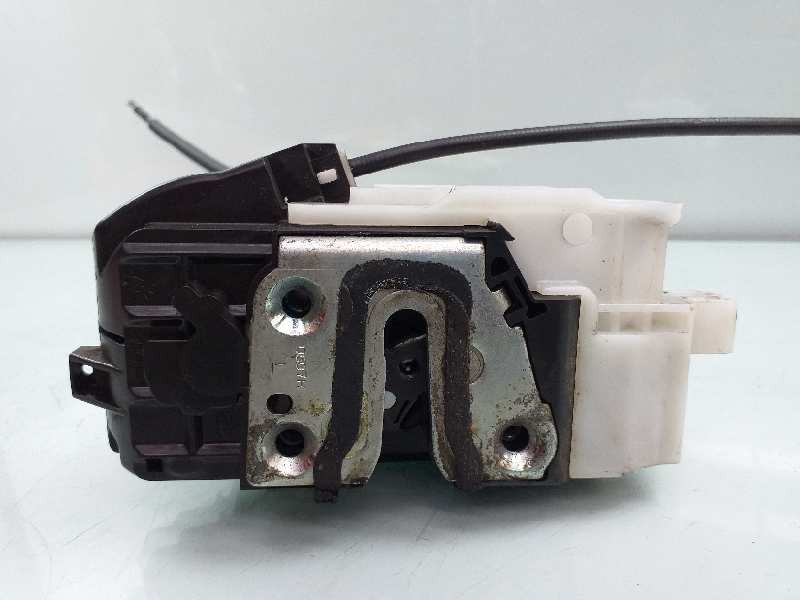 Recambio de cerradura puerta trasera izquierda para kia cee´d active referencia OEM IAM 814101H000  