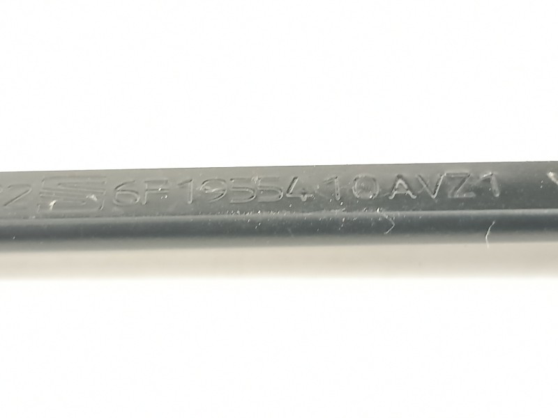 Recambio de brazo limpia delantero derecho para seat arona xperience referencia OEM IAM 6F1955410AVZ1  