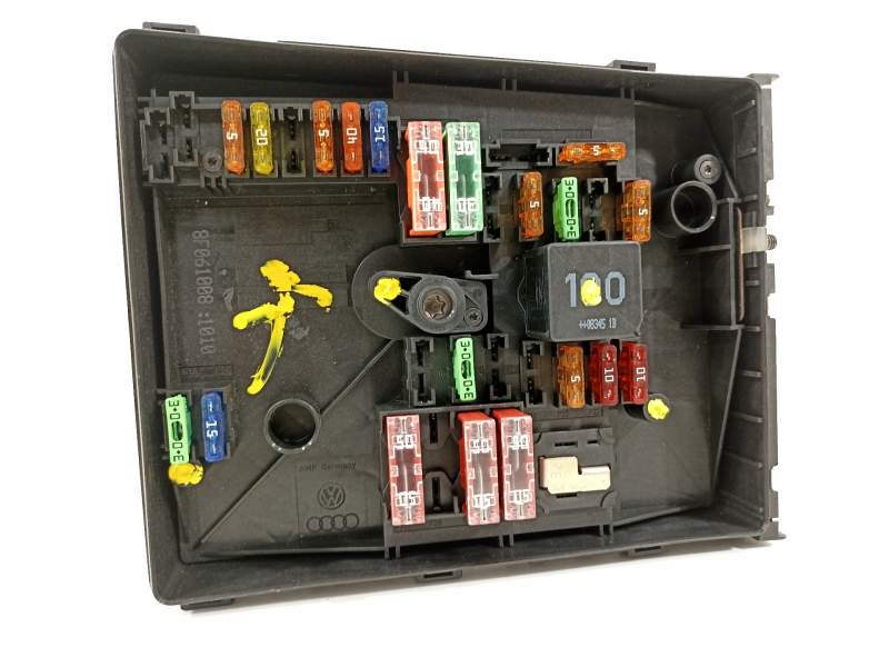 CAJA RELES / FUSIBLES 1K0937125C 