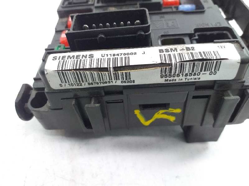 Recambio de caja reles / fusibles para citroën berlingo 1.9 dx familiar referencia OEM IAM 9650618580 BSMB2 