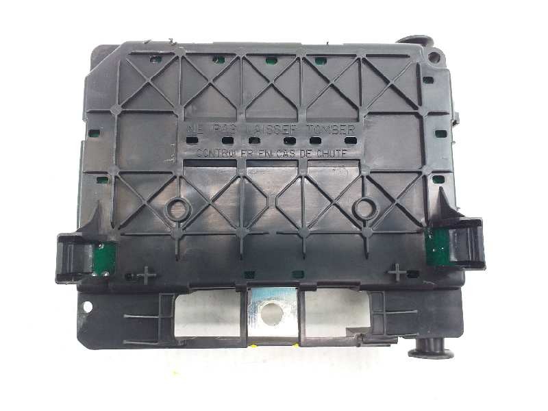 Recambio de caja reles / fusibles para citroën berlingo 1.9 dx familiar referencia OEM IAM 9650618580 BSMB2 