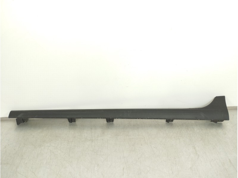 Recambio de faldon lateral para seat arona xperience referencia OEM IAM 6F9853851  