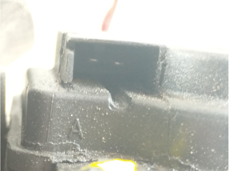 Recambio de tapa exterior combustible para audi a3 sportback (8va) ambiente referencia OEM IAM 8V5809906 8V0862153A 